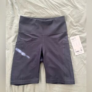 Athleta women’s interval stash bike shorts XS